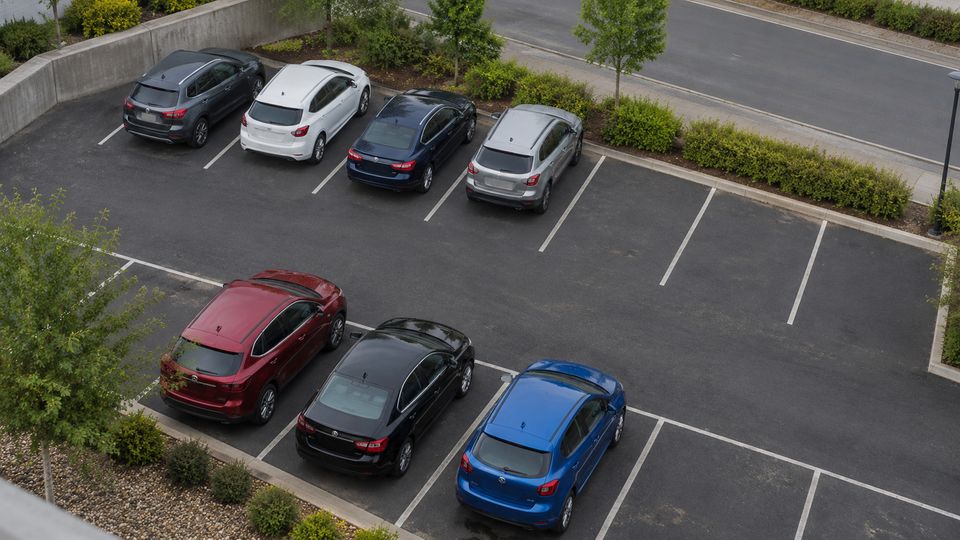 Parking Lot Occupancy with AI detections